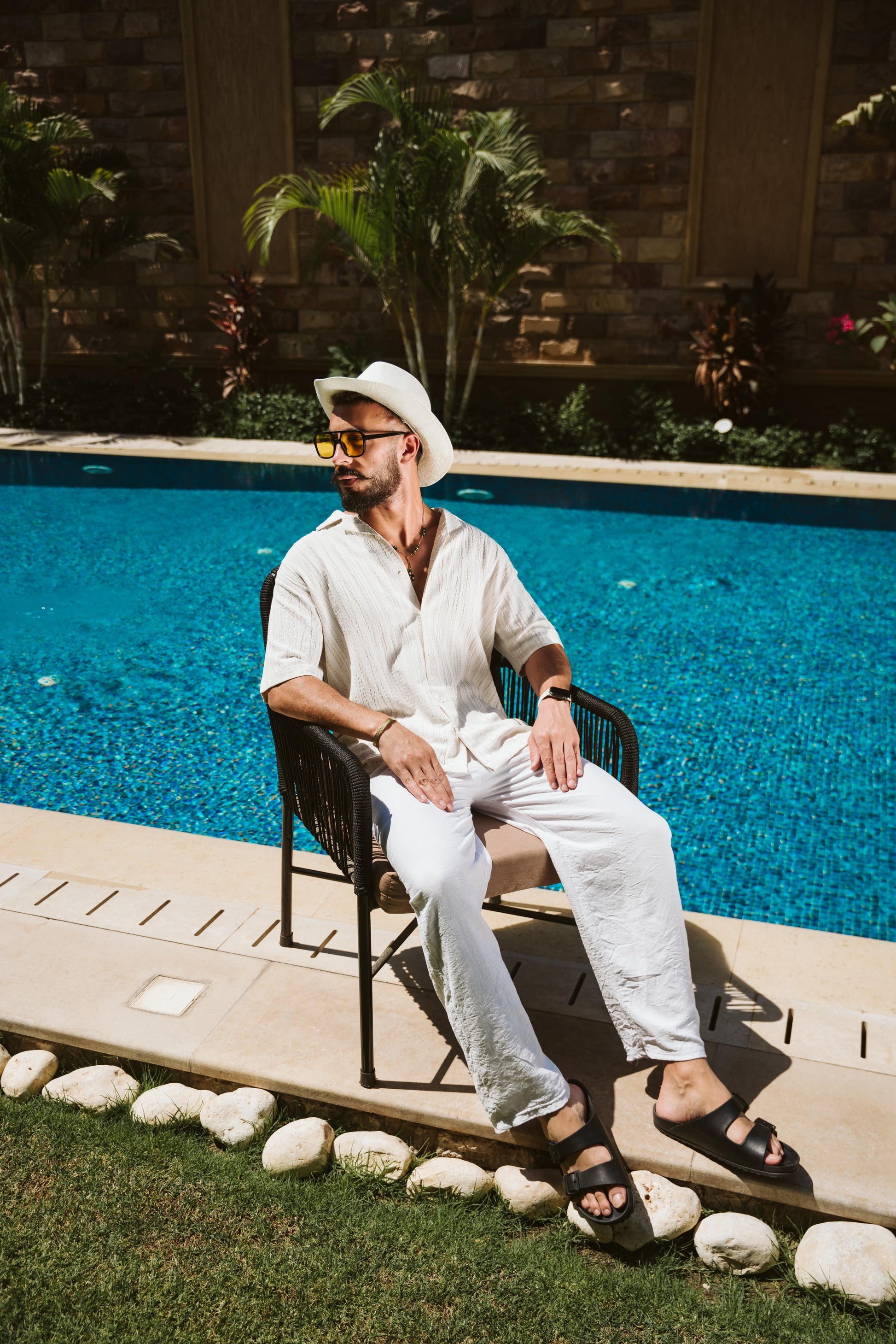 CREAMY STRIPED SHIRT